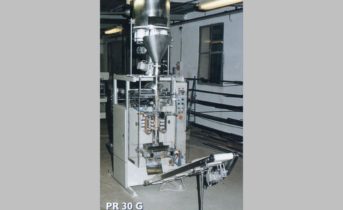 PR 30 G formázó-töltő-záró csomagológép
